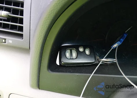 2011 Toyota Camry Xle V6 z USA, uszkodzony, nr VIN 4T1BK3EKXBU126579